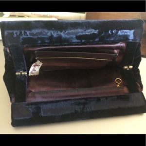 Vinttage blue velvet clutch